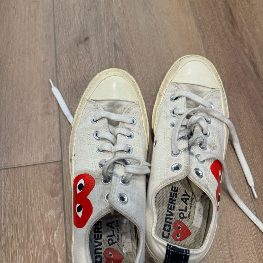 Converse Sneakers - Cream with Red Hearts